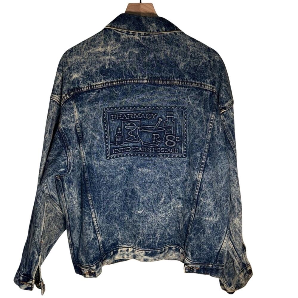 VINTAGE TYCA Embossed Denim Jean Jacket Acid Wash Pharmacy Postage 1990s L